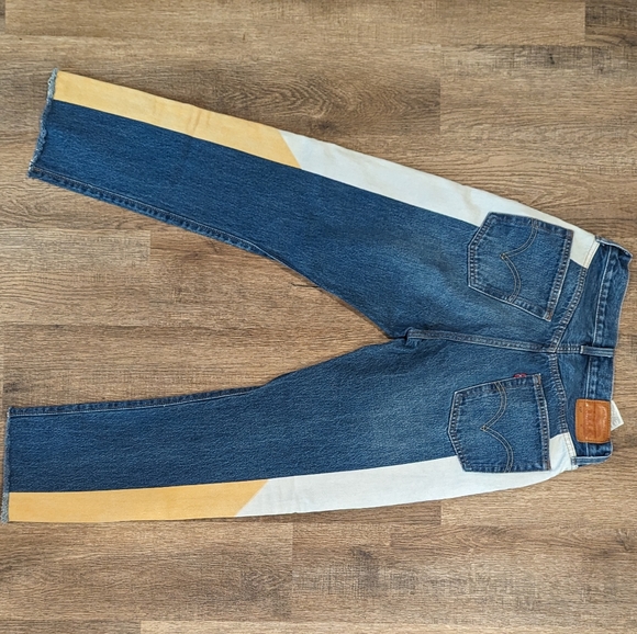 Levi's 501 Original Moto Jeans - Picture 10 of 10